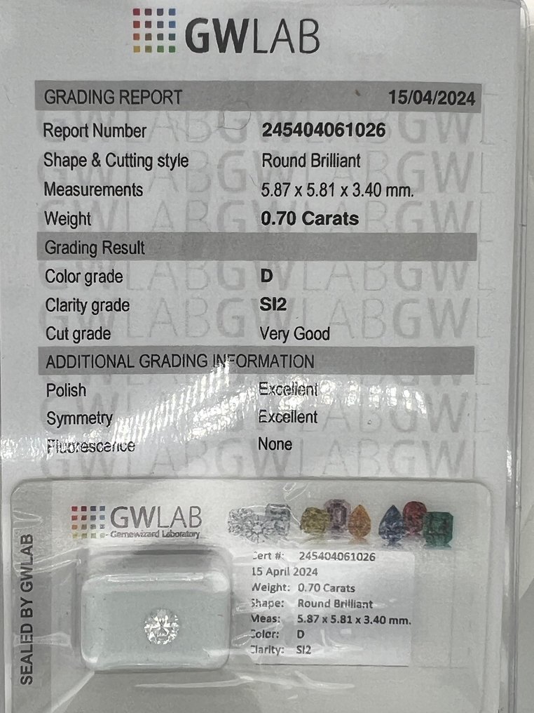 1 pcs Diament  (Naturalny)  - 0.70 ct - D (bezbarwny) - SI2 (z nieznacznymi inkluzjami) - Gemewizard Gemological Laboratory (GWLab) #1.1