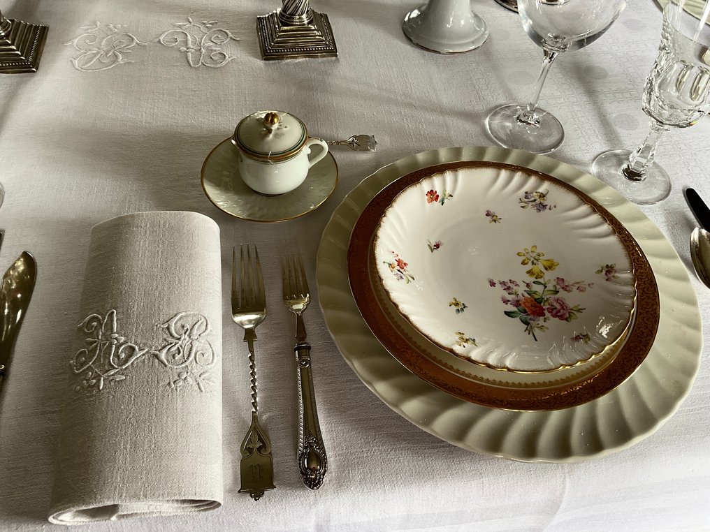 拿破崙晚期帝國 111 錦緞亞麻桌布，配有 10 張餐巾 - 紡織品  - 1.9 m - 1.35 m #3.1