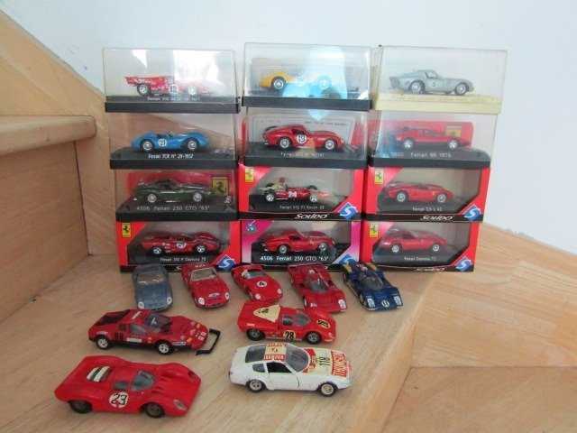 Solido 1:43 - Voiture miniature  (21) - 21x Ferrari différents modèles #3.2