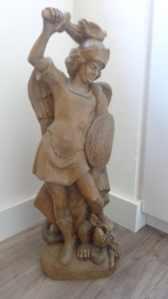 Rzeźba, Heiliger Michael Kämpft mit Luzifer - 58 cm - Drewno - 1970 #2.1