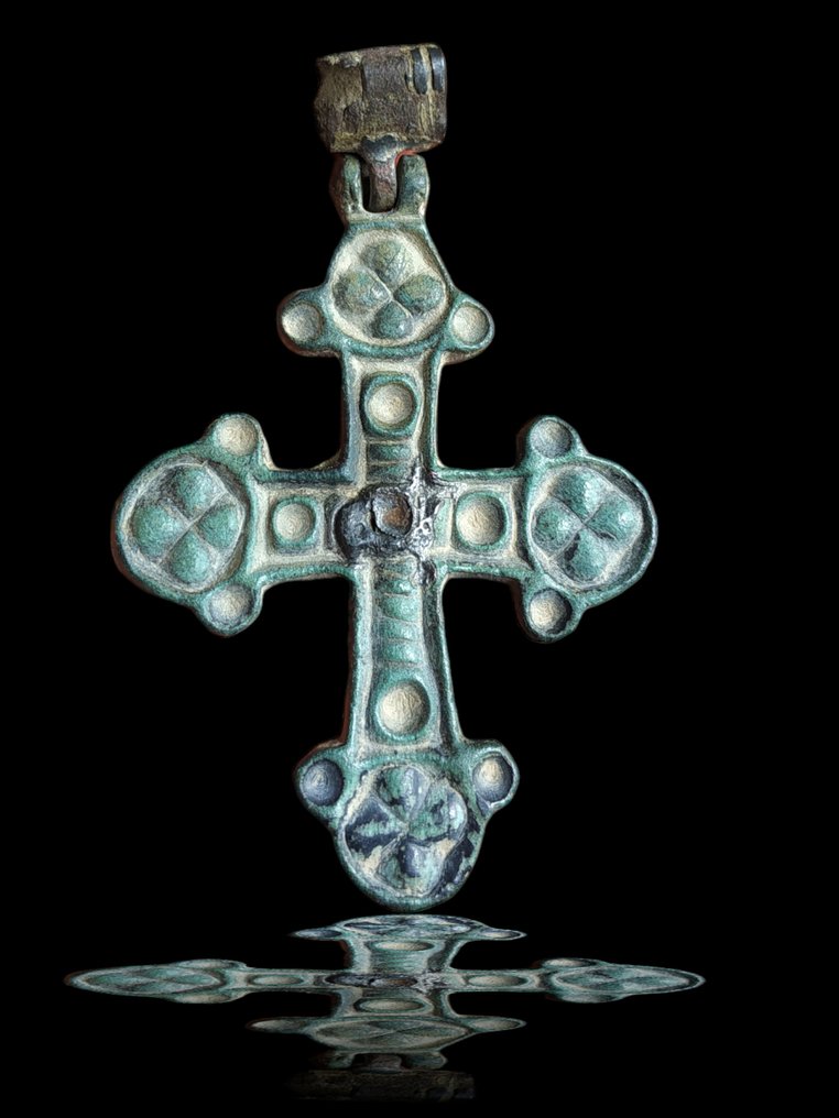 Bizantino bronzo: ottima croce con patina naturale verde smeraldo Amuleto - Con gancio di sospensione #1.1