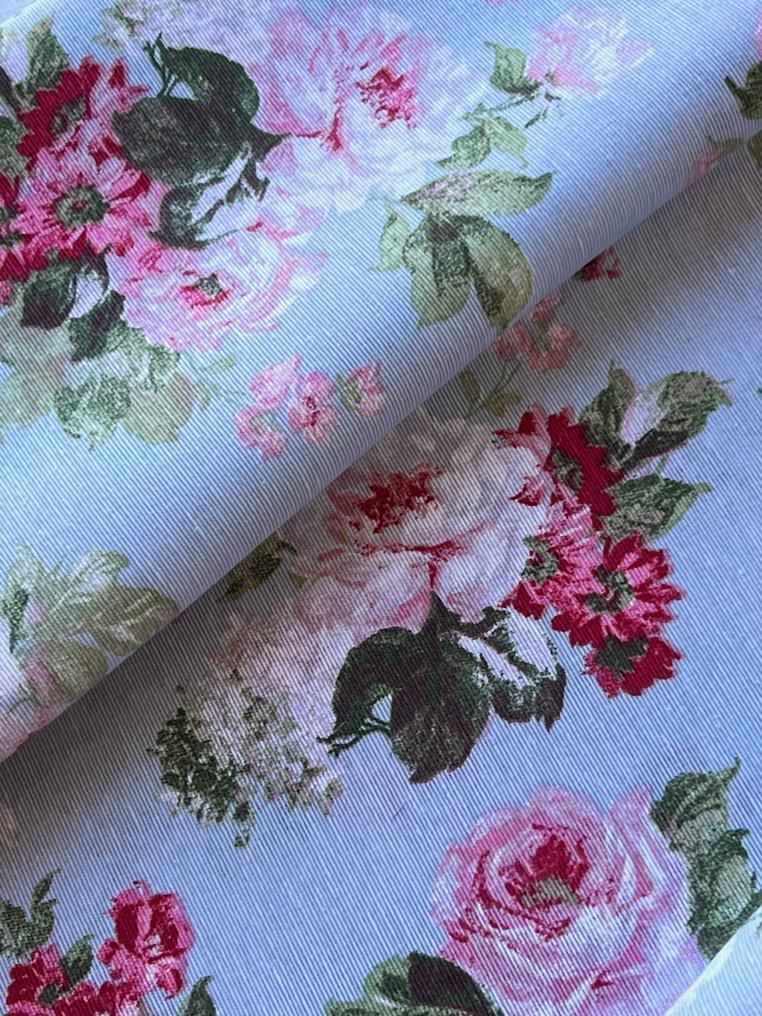 Large piece of romantic flower printed fabric for wall decoration or clothing, - Textile  - 300 cm - 280 cm #1.2