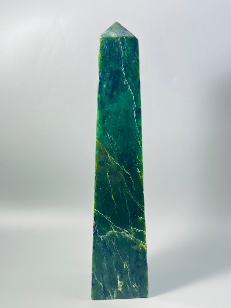 Jade - Tower - kæmpe obelisk - natursten - intens grøn - AAA+ kvalitet - Højde: 348 mm - Bredde: 72 mm- 3302 g - (1) #3.2