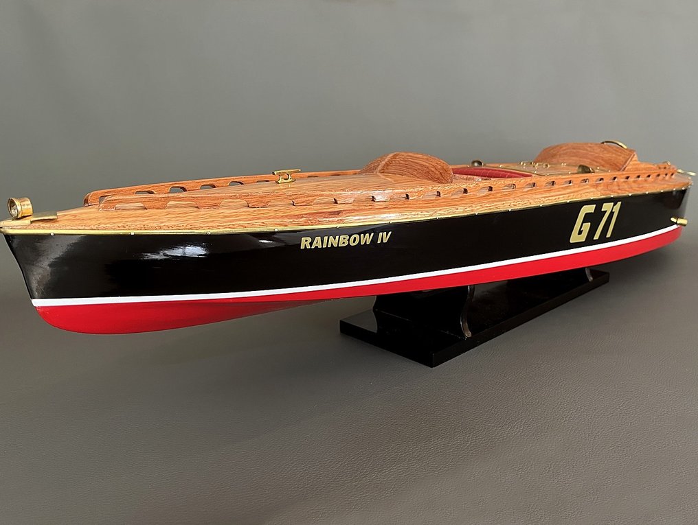 Amati 1:6 - Kiállítási hajómodell - Amati Riva G71 Rainbow IV (l=95cm) - Csavargó #1.1