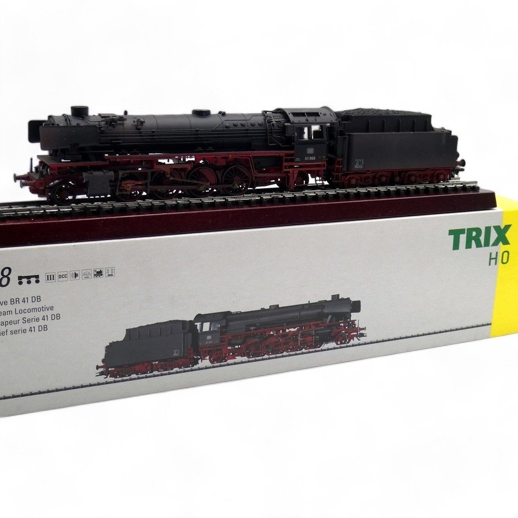 Trix H0 - 22928 - Locomotiva a vapore con tender (1) - BR 41, Epoca III - DB #1.1