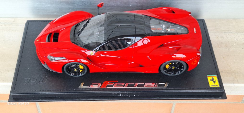 BBR 1:18 - Modelbil - Ferrari LaFerrari 2013 - Sort tag #2.1
