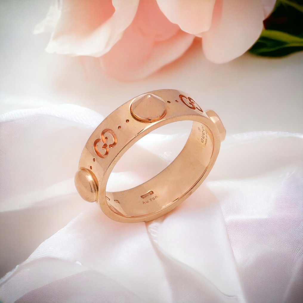 Gucci - 戒指 18kt 玫瑰金標誌性戒指，飾有飾釘 #1.1