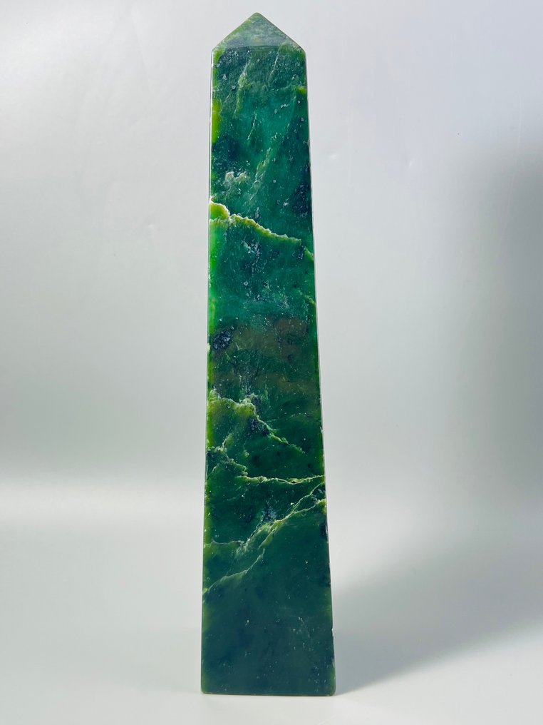 Jade - Tower - kæmpe obelisk - natursten - intens grøn - AAA+ kvalitet - Højde: 348 mm - Bredde: 72 mm- 3302 g - (1) #2.1