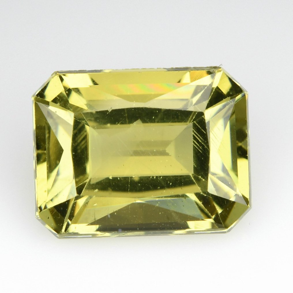 1 pcs 綠 棕 黃 磷灰石 - 5.79 ct #1.1