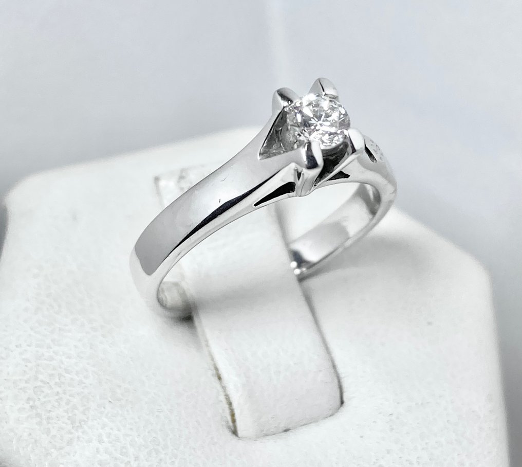 Pala Diamond - Ring - 18 karat Hvitt gull -  0.24ct. tw. Diamant  (Naturlig) #3.1