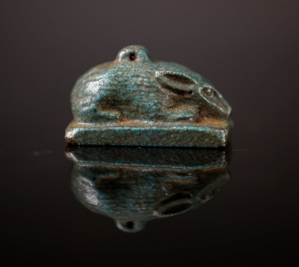 Altägyptisch Ägyptisches Amulett eines Hasen - 1.6 cm #1.2
