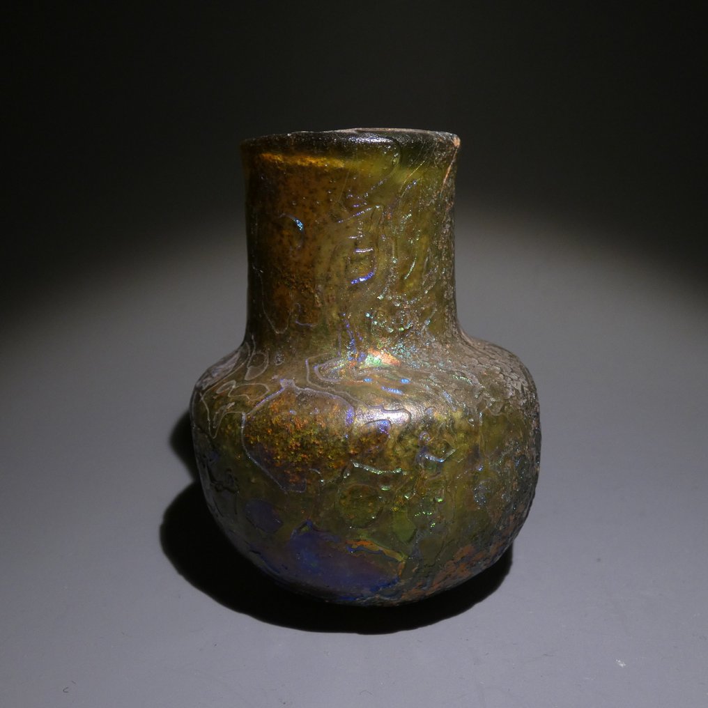 Epoca Romanilor Sticlă Borcan de culoare frumoasă. 6,2 cm H. Secolele I - II d.Hr #2.1