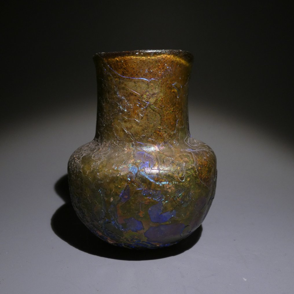 Epoca Romanilor Sticlă Borcan de culoare frumoasă. 6,2 cm H. Secolele I - II d.Hr #1.1