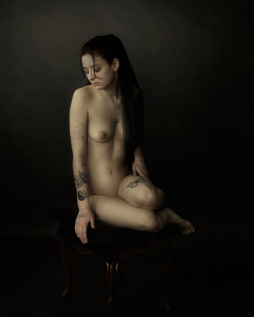 vincent rijs - first image of the serie "melancholic sirens #1.2