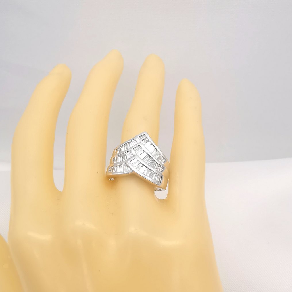 Anel - 18 K Ouro branco -  1.64ct. tw. Diamante  (Colorido natural) #1.2