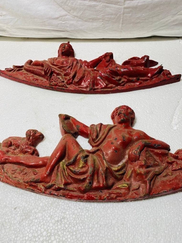 Skulptur, Antichi Fregi - 45 cm - Støpejern #1.1