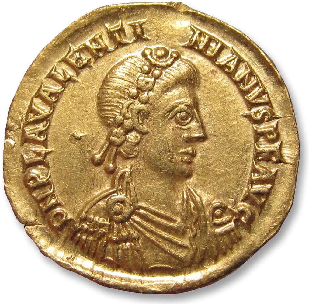 Ρωμαϊκή Αυτοκρατορία. Valentinian III (AD 424-455). Solidus Ravenna mint - nice full strike on a rather large flan, some mint luster in fields - #1.1
