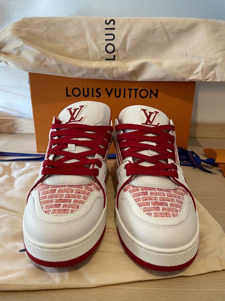 Louis Vuitton - Low-top trainers - Size: EU 42 - New with tags #1.0