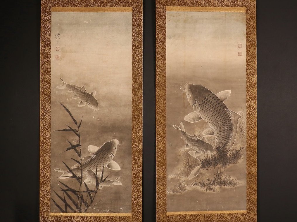 Very fine diptych "Carps", signed - including tomobako - Hijikata Torei (1741-1807) - 日本 - Edo Period (1600-1868) #1.1