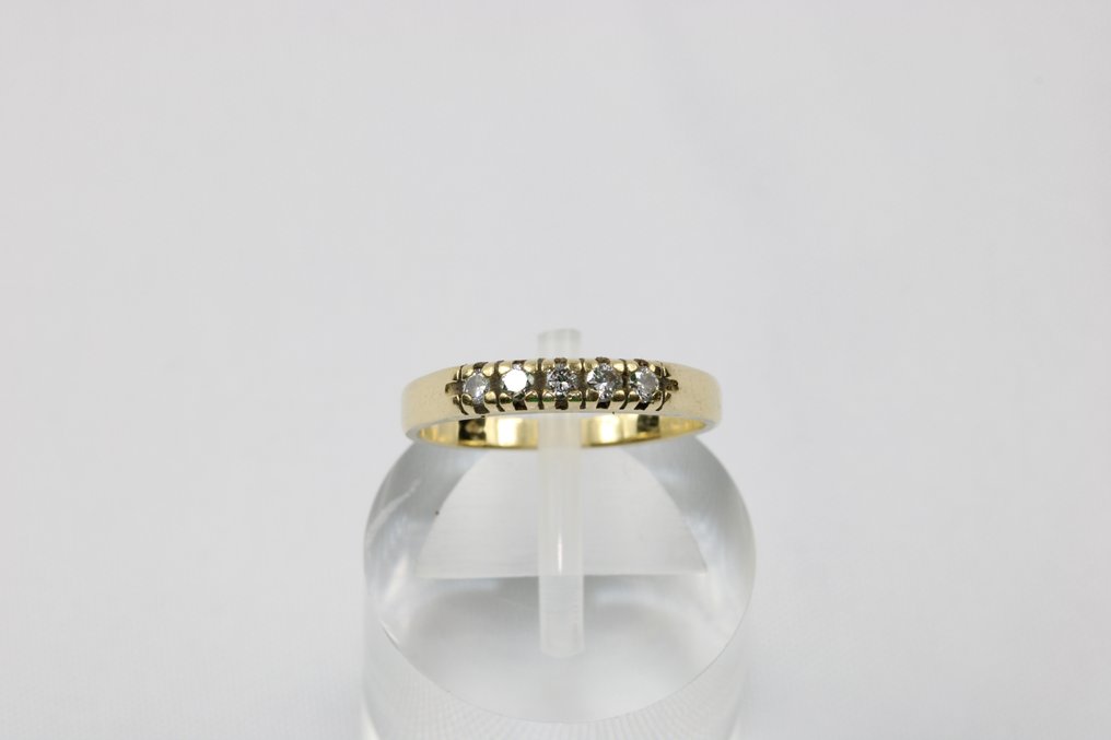 Ring - 18 kt. Yellow gold -  0.15ct. tw. Diamond  (Natural) #1.1