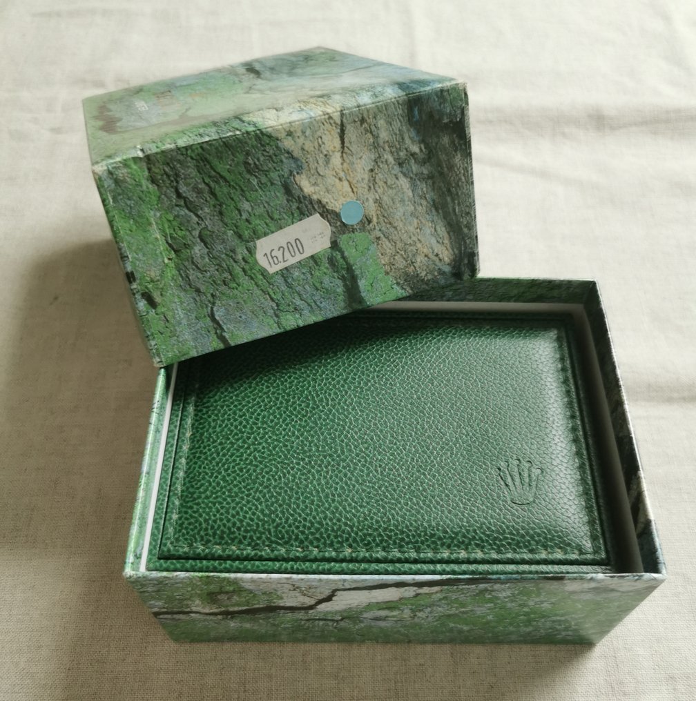 Rolex - vintage t1 leather green box ref. 68.00.55/out box stickers 16200 good condition #1.1
