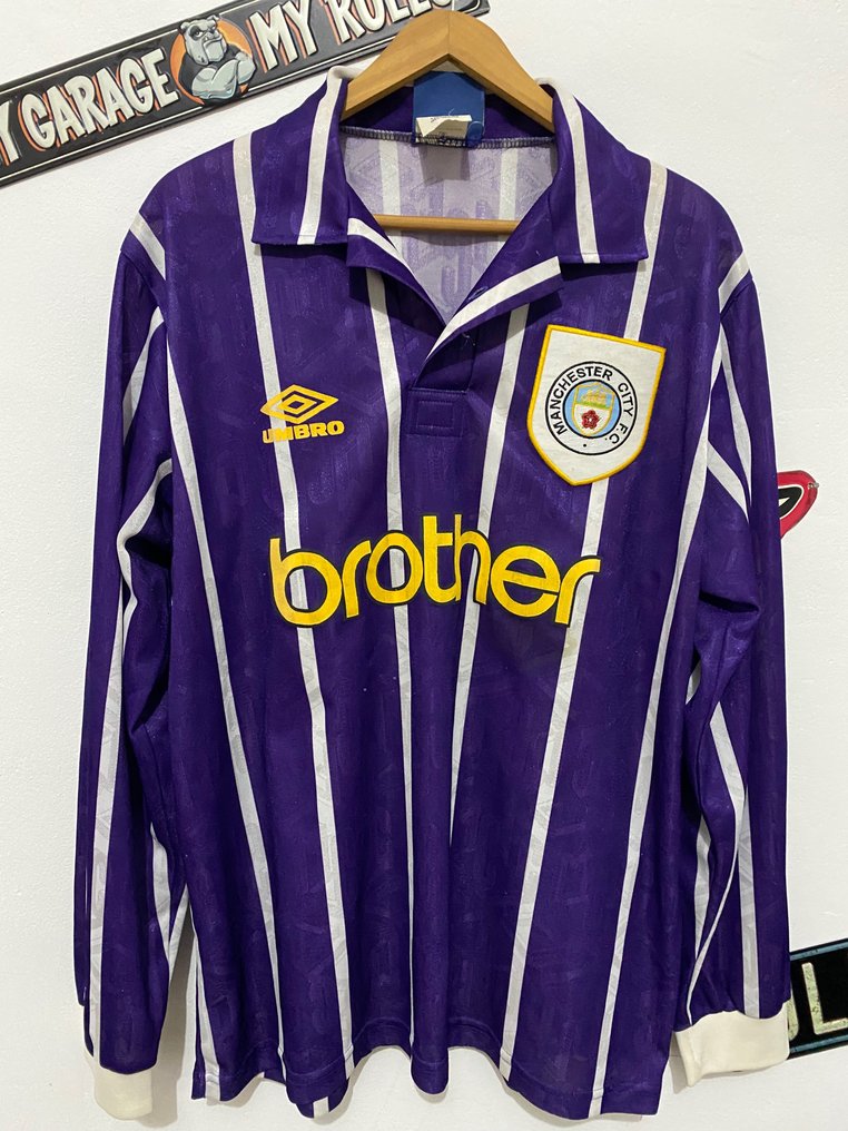 Manchester City - Coupe d’Europe de Football - umbro violeta - 1992 - Football jersey  #1.1
