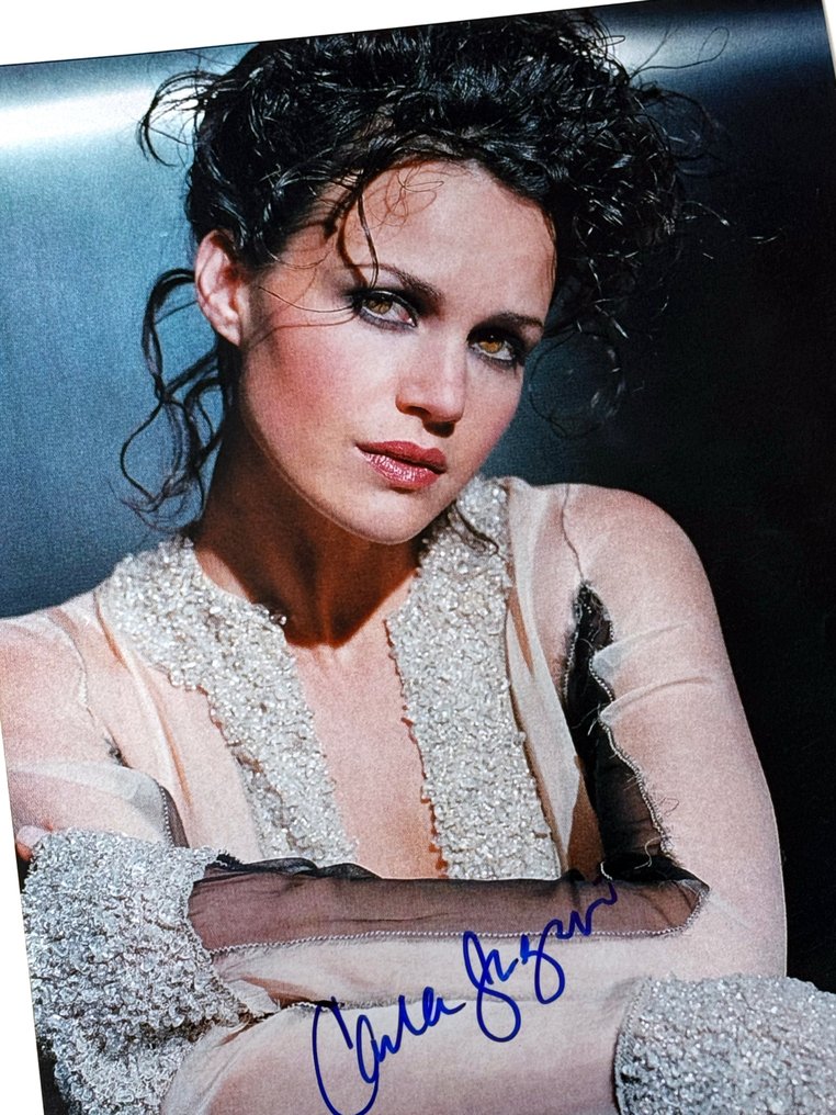 Carla Gugino - Authentic Signed Photo - Hollywood Elegance - Autograph with COA #1.2