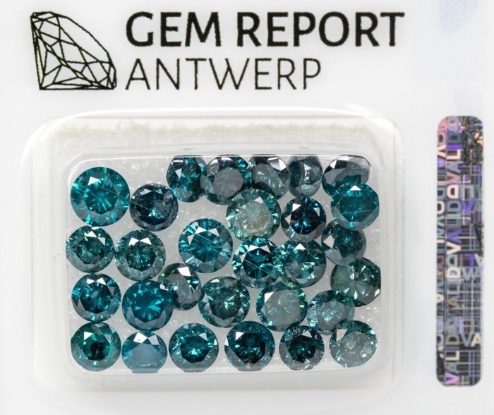 沒有保留價 - 30 pcs 鑽石  (經顏色處理)  - 5.60 ct - 圓形 - Fancy deep 淡綠色 藍色 - I1, I3 - Gem Report Antwerp (GRA) #1.1