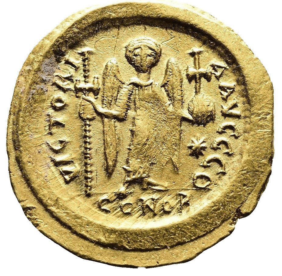 Konstantinopoli. Justinianus I.. Solidus AD 518-527  (Ei pohjahintaa) #2.1