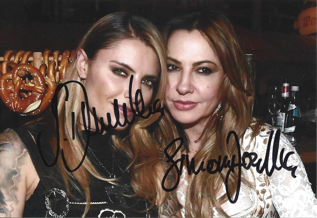 signed; Sophia & Simone Thomalla - PLAYBOY SPECIAL EDITION STARS & photo (signed) from Sophia & Simone Thomalla - 2017 #2.1