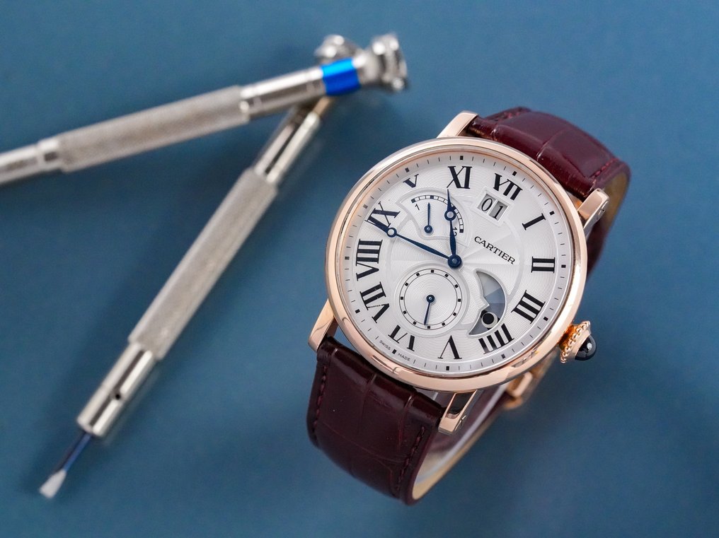Cartier - Rotonde de Cartier Large Date Retrograde Second Time Zone and Day Night Indicator 18k Rose Gold - W1556240 - Mænd - 2011-nu #2.1