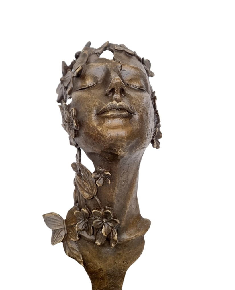 Figur - A surreal woman's bust - Bronse, Marmor #3.2