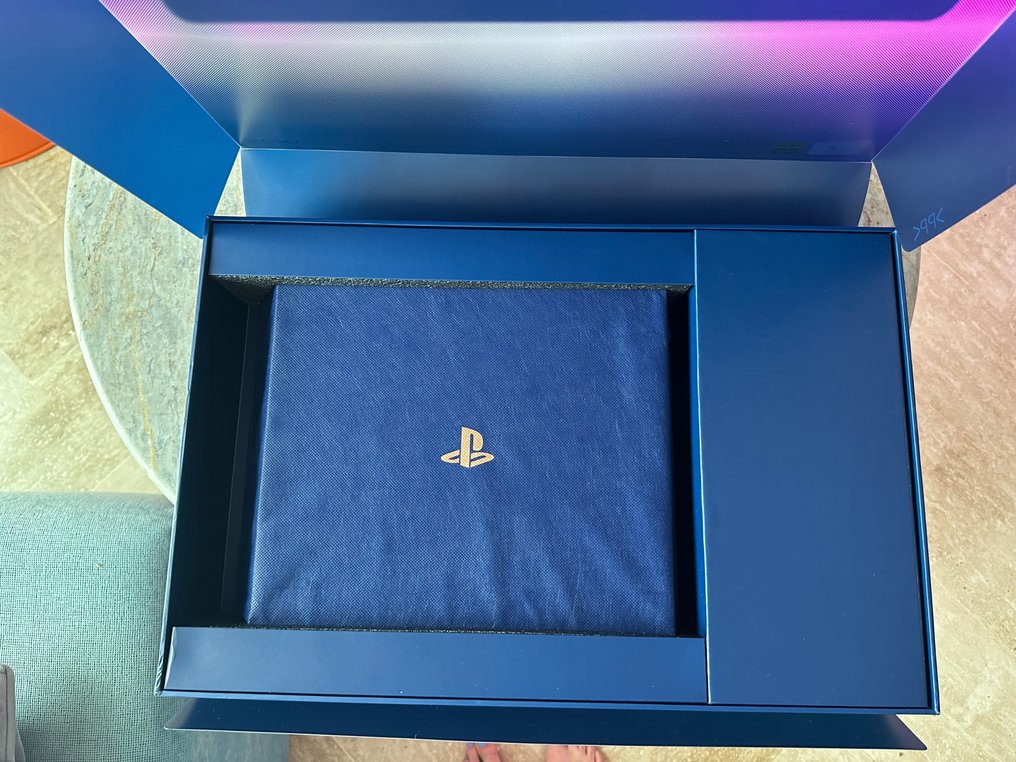 Sony - PlayStation 4 500 million édition collector 1 of 50000 - Videospielkonsole - In Originalverpackung #1.1