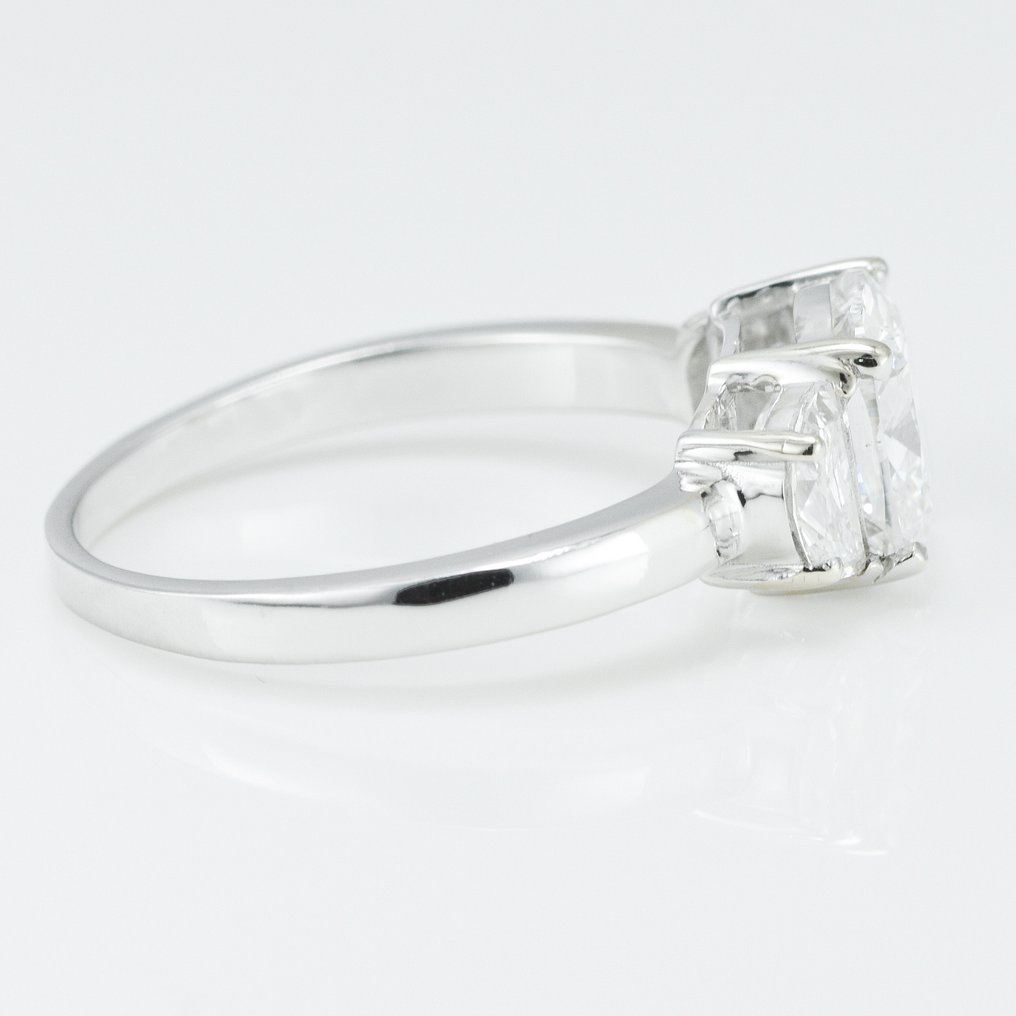 Ring - 14 karat Hvitt gull -  2.43ct. tw. Diamant  (Lab-dyrket) - Diamant #3.2