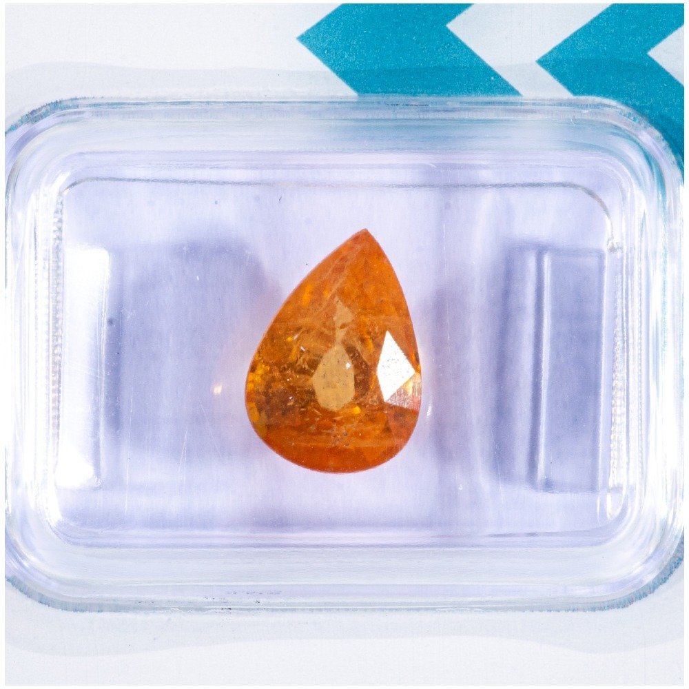Orange Saphir  - 2.83 ct - International Gemological Institute (IGI) #1.1