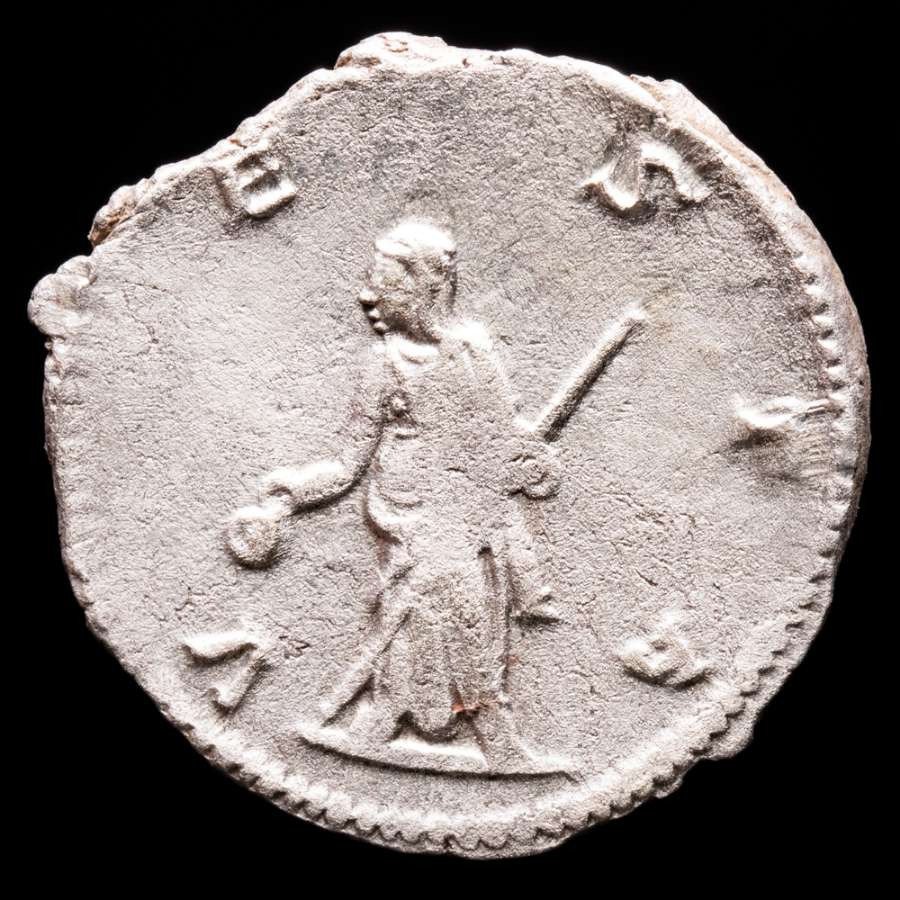 罗马帝国. 萨洛维纳 （奥古斯塔， 公元254-268）. Silvered Antoninianus Viminacium mint (Kostolac). 2nd. emission, 253-254 A.D. VESTA  (没有保留价) #1.2