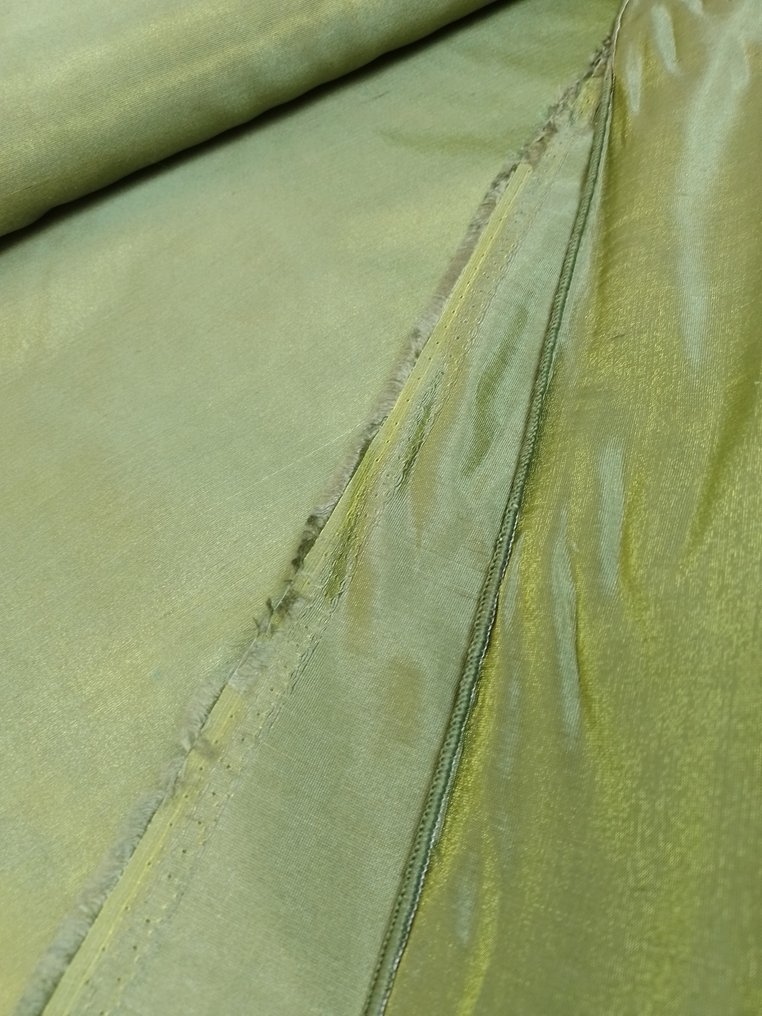 獨特的虹彩歐根紗，森林綠色，手感非常輕盈 - 紡織品  - 500 cm - 300 cm #2.1