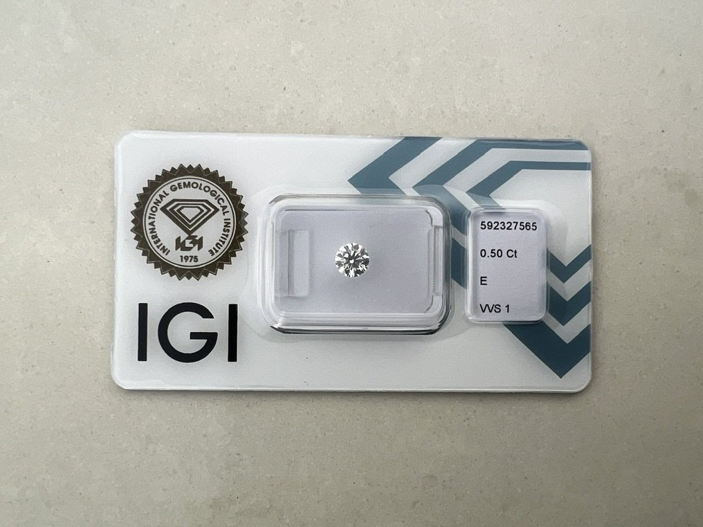 Diamant  (Natuurlijk)  - 0.50 ct - Rond - E - VVS1 - International Gemological Institute (IGI) #1.1