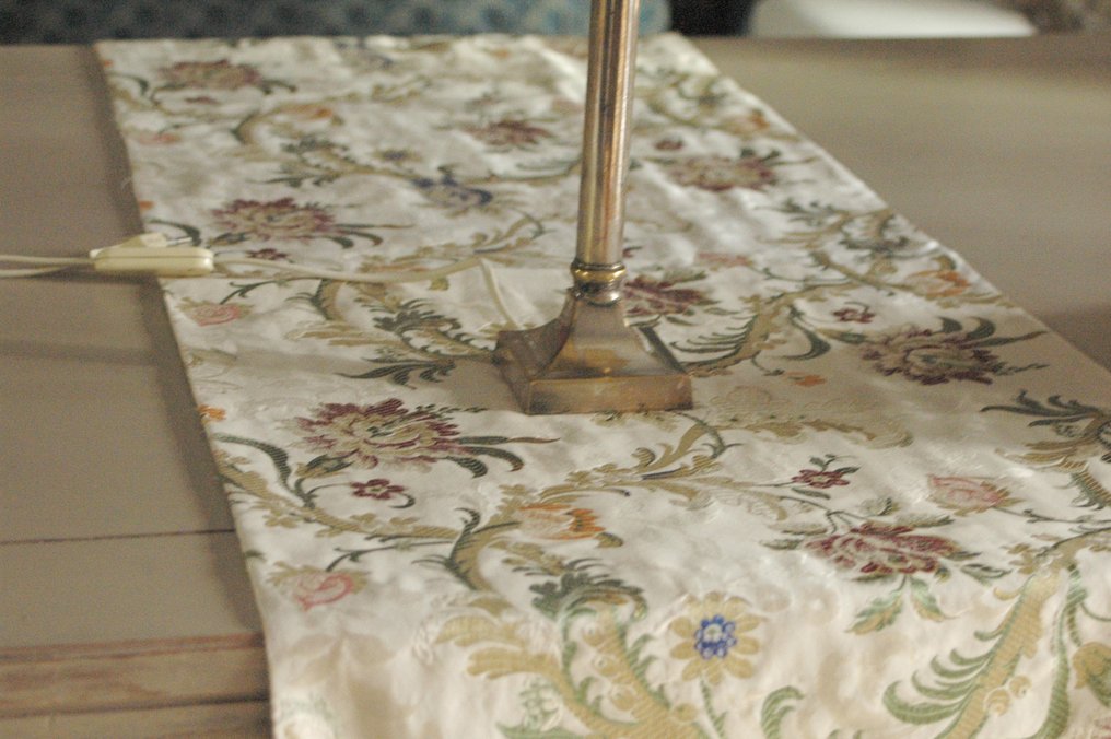 San Leucio 1789 - Toalha de mesa de seda Giardino - Toalha de mesa  - 176 cm - 45 cm #3.2
