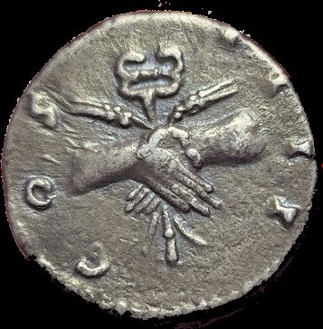Rooman imperiumi. Antoninus Pius (138-161 aaj.). Denarius Roma - Mani giunte #1.2