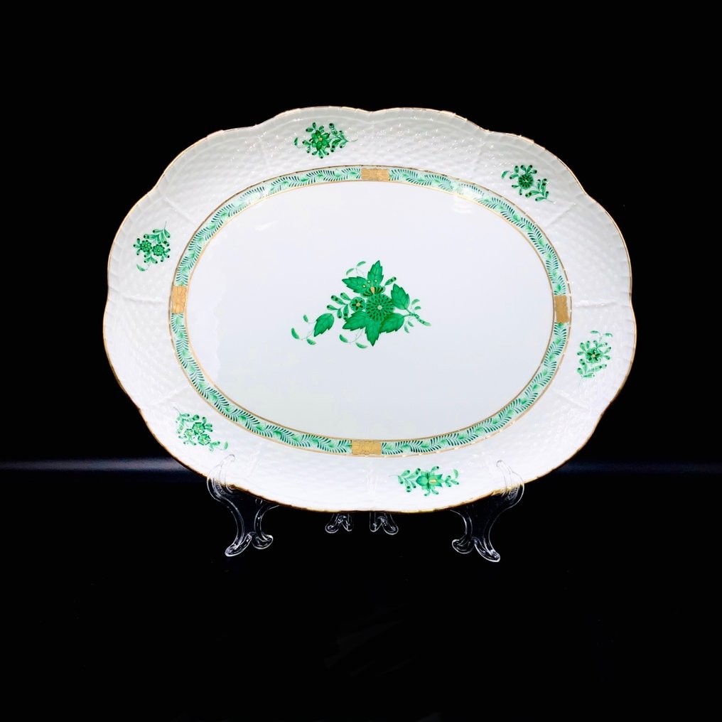 Herend - Large Serving Platter (31,5 cm) - "Chinese Apponyi Green" - Platte - Håndmalet porcelæn #1.1