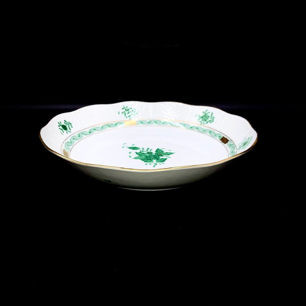 Herend - Large Round Serving Bowl (24,5 cm) - "Chinese Apponyi Green" - Skål - Håndmalt porselen #1.1