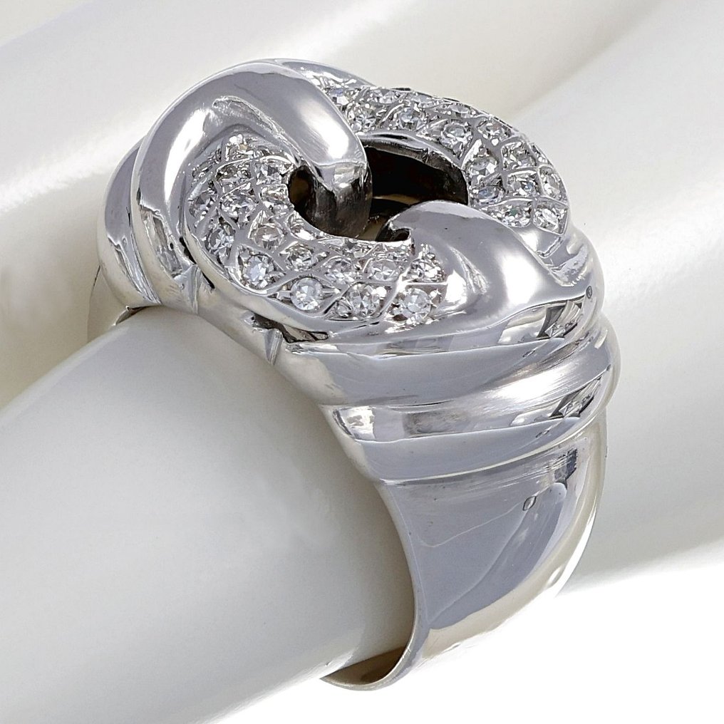 Recarlo - Ring - 18 karat Hvitt gull -  0.60ct. tw. Diamant #1.2