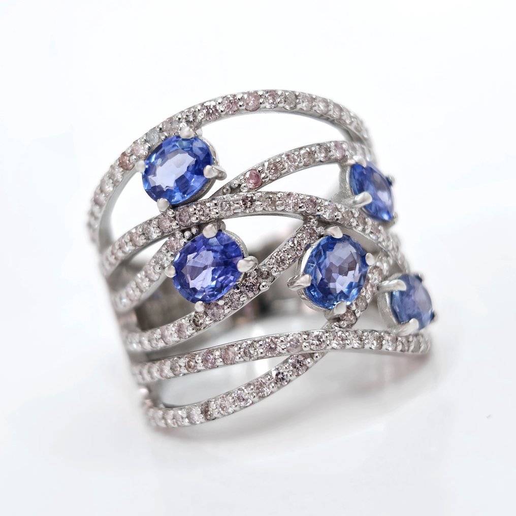 2.00 ct Blue Sapphire & 1.10 ct Light Pink Diamond Ring - 6.49 gr - Sormus - 14 kt. Valkokulta Safiiri  #1.1