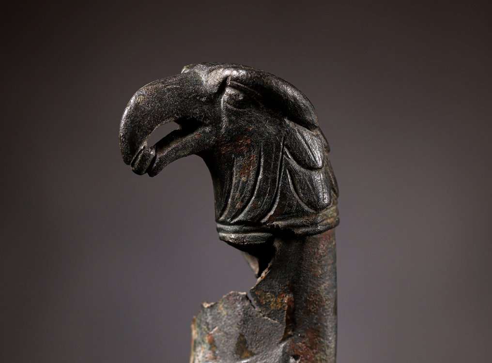 Ókori római Bronz Gladius markolat légiós sassal - 13 cm #1.1