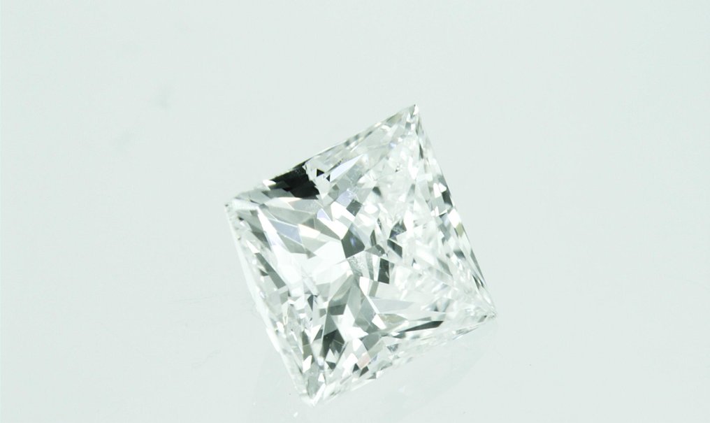 1 pcs Diamond  (Natural)  - 0.91 ct - Square - E - SI1 - Gemological Institute of America (GIA) #2.2