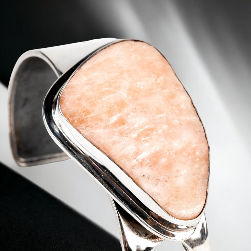 奇妙的芒加诺方解石手镯 - 意大利银珠宝 - 高度: 71 mm - 宽度: 62 mm- 48 g #3.2