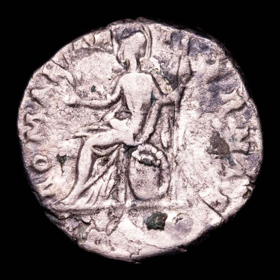 Romeinse Rijk. Clodius Albinus (195-197 n.Chr.). Denarius Minted in Rome, AD 193-195.  ROMAE AETERNAE  (Zonder Minimumprijs) #1.2