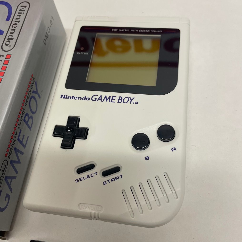 Nintendo - Gameboy Classic - Refurbished "Play it Loud - White" with Tetris and Batteries - Videospilkonsol - Med reproboks #1.2