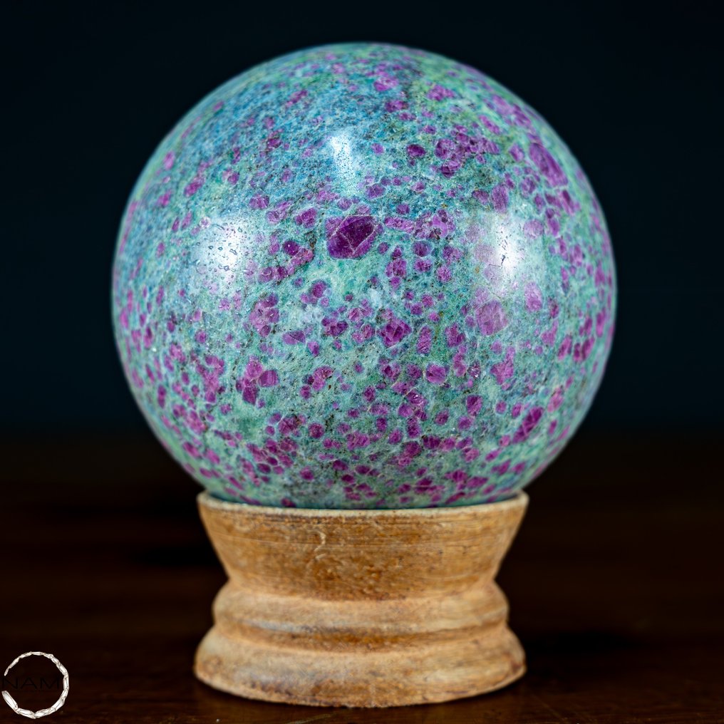 Rubí natural muy raro en esfera de cristal de cianita y fucsita , Myanmar, Sin calefacción- 488.45 g #1.1